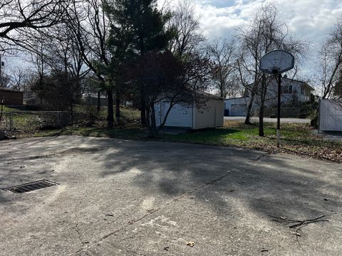 Tiny photo for 33 Westwood Drive, Mt Vernon, IL 62864 (MLS # 12594441)