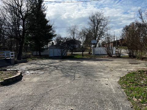 Tiny photo for 33 Westwood Drive, Mt Vernon, IL 62864 (MLS # 12594441)