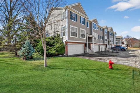 Tiny photo for 2321 Hudson Circle, Aurora, IL 60502 (MLS # 12588884)