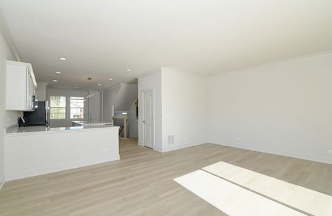 Tiny photo for Bensenville, IL 60106 (MLS # 12514281)