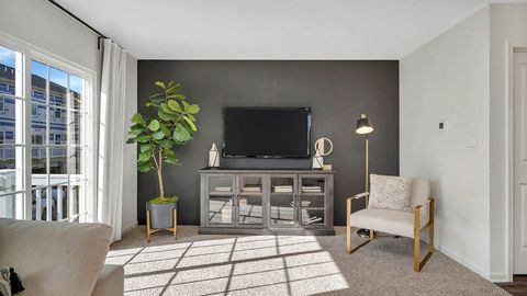 Tiny photo for 1175 lakepointe Drive, Schaumburg, IL 60196 (MLS # 12551059)