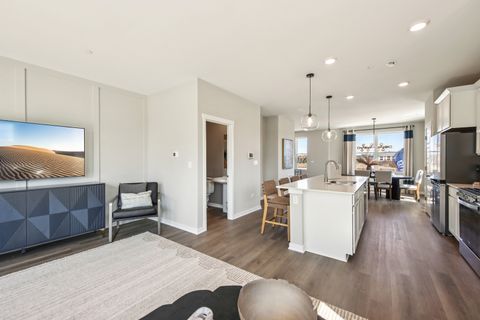 Tiny photo for 1175 lakepointe Drive, Schaumburg, IL 60173 (MLS # 12551059)