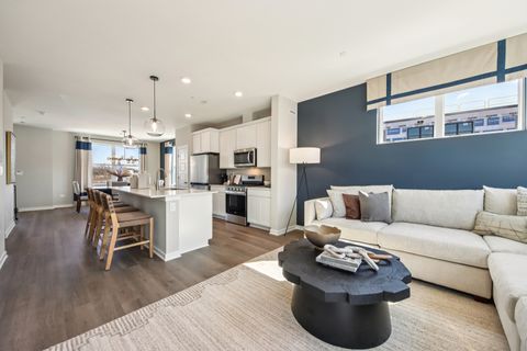 Tiny photo for 1175 lakepointe Drive, Schaumburg, IL 60173 (MLS # 12551059)