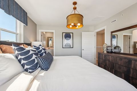 Tiny photo for 1175 lakepointe Drive, Schaumburg, IL 60173 (MLS # 12551059)