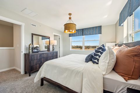 Tiny photo for 1175 lakepointe Drive, Schaumburg, IL 60173 (MLS # 12551059)