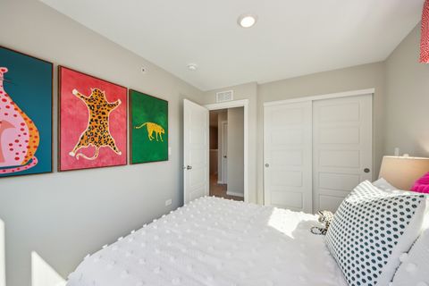 Tiny photo for 1175 lakepointe Drive, Schaumburg, IL 60173 (MLS # 12551059)