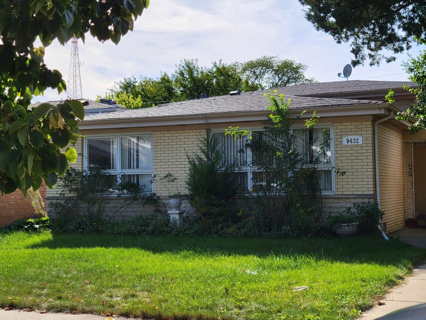 9432 Lavergne Avenue
