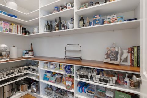 Tiny photo for 39W364 Longmeadow Lane, St. Charles, IL 60175 (MLS # 12619904)