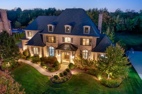 Photo of 39W364 Longmeadow Lane, St. Charles, IL 60175 (MLS # 12619904)