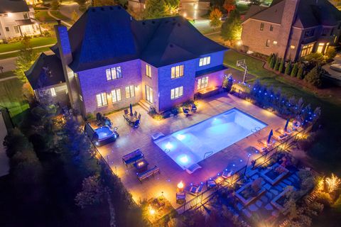 Tiny photo for 39W364 Longmeadow Lane, St. Charles, IL 60175 (MLS # 12619904)