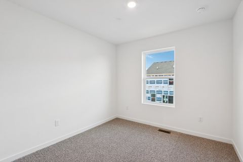 Tiny photo for 895 Briar Glen Court, Hampshire, IL 60140 (MLS # 12513550)