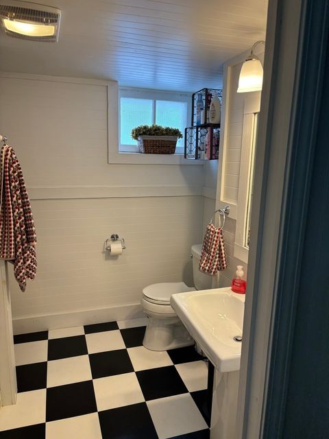 Tiny photo for 804 E Jefferson Street, Morris, IL 60450 (MLS # 12560257)