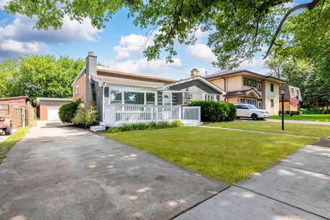 Tiny photo for 4024 W 106th Street, Oak Lawn, IL 60453 (MLS # 12741746)