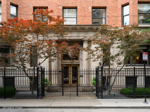 Tiny photo for 1210 N Astor Street #2A, Chicago, IL 60610 (MLS # 12775276)
