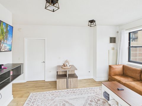 Tiny photo for 1529 S State Street #8B, Chicago, IL 60605 (MLS # 12496937)