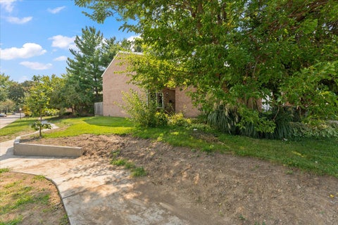 Tiny photo for 1319 E Harding Drive #A, Urbana, IL 61801 (MLS # 12750450)