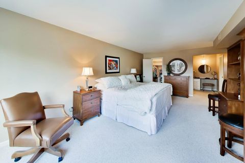 Tiny photo for 1535 Forest Avenue #402, River Forest, IL 60305 (MLS # 12613405)