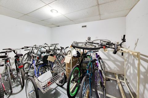 Tiny photo for 1535 Forest Avenue #402, River Forest, IL 60305 (MLS # 12613405)