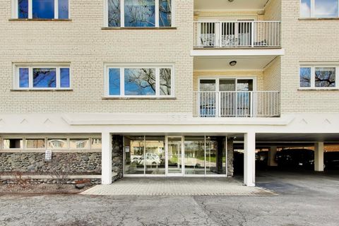 Tiny photo for 1535 Forest Avenue #402, River Forest, IL 60305 (MLS # 12613405)