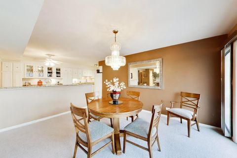 Tiny photo for 1535 Forest Avenue #402, River Forest, IL 60305 (MLS # 12613405)