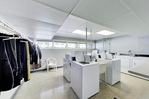 Tiny photo for 1535 Forest Avenue #402, River Forest, IL 60305 (MLS # 12613405)