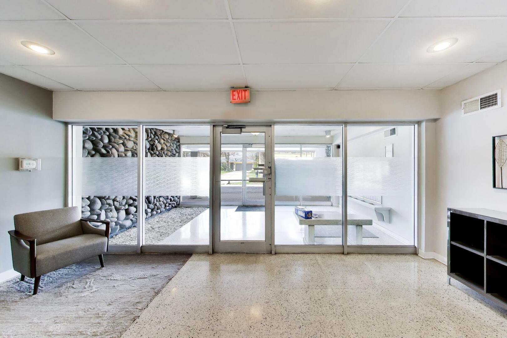 1535 Forest Avenue 402