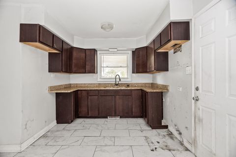 Tiny photo for 1621 Ingrid Lane, Chicago Heights, IL 60411 (MLS # 12455113)