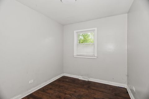 Tiny photo for 1621 Ingrid Lane, Chicago Heights, IL 60411 (MLS # 12455113)