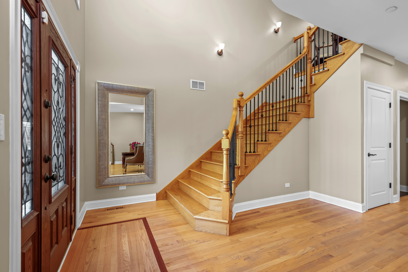 Properties 3 267 9TH Street