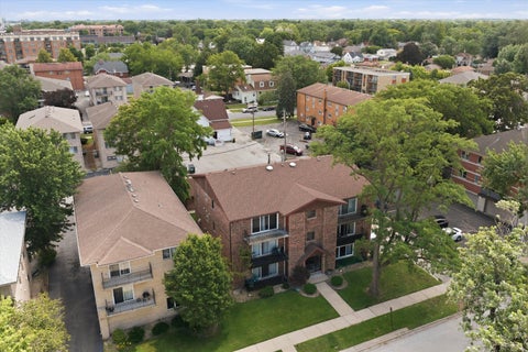 Tiny photo for 9535 S 54th Avenue #3N, Oak Lawn, IL 60453 (MLS # 12770132)