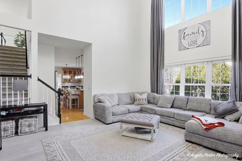 Tiny photo for 9 Laurel Valley Court, Lake In The Hills, IL 60156 (MLS # 12574600)