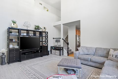 Tiny photo for 9 Laurel Valley Court, Lake In The Hills, IL 60156 (MLS # 12574600)