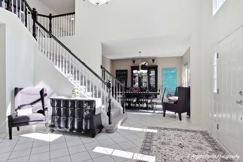 Tiny photo for 9 Laurel Valley Court, Lake In The Hills, IL 60156 (MLS # 12574600)