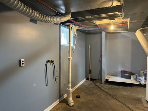 Tiny photo for 226 N Ohio Street, Aurora, IL 60505 (MLS # 12622344)