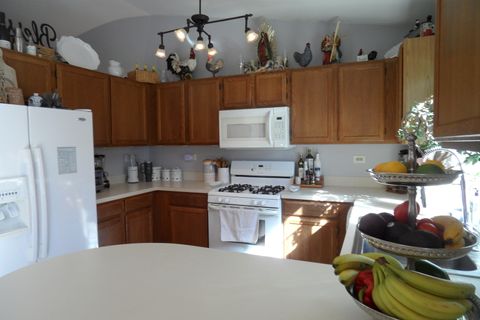 Tiny photo for 1337 Eastwood Drive, Aurora, IL 60506 (MLS # 12603465)