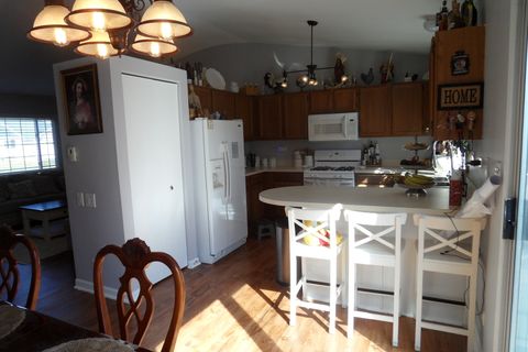 Tiny photo for 1337 Eastwood Drive, Aurora, IL 60506 (MLS # 12603465)