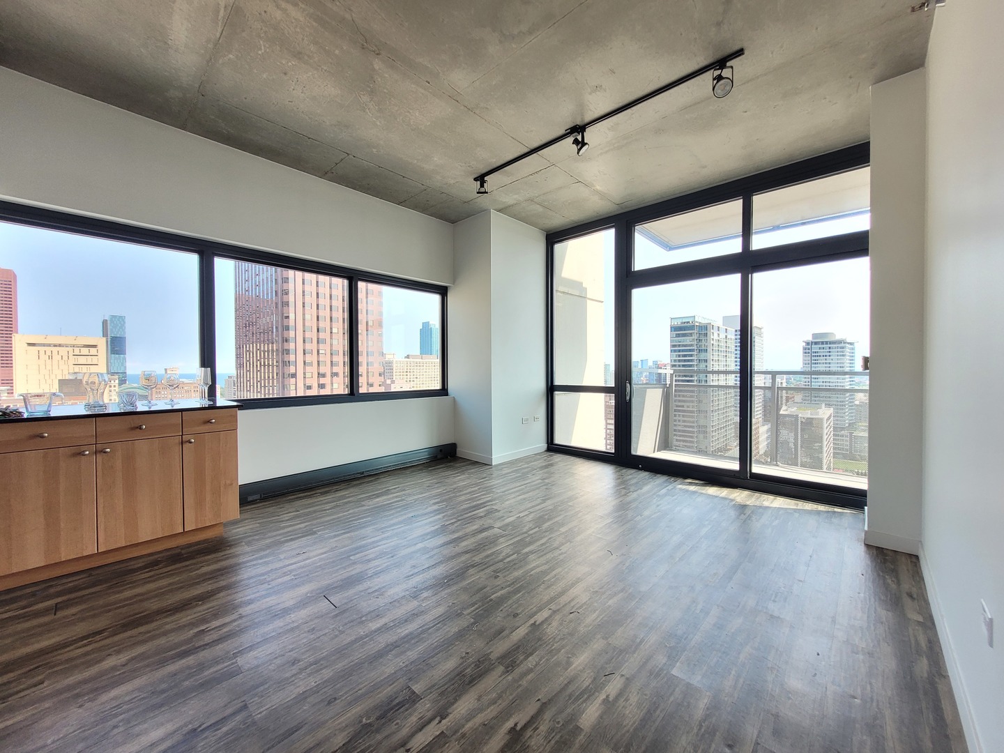 235 W Van Buren Street 2403