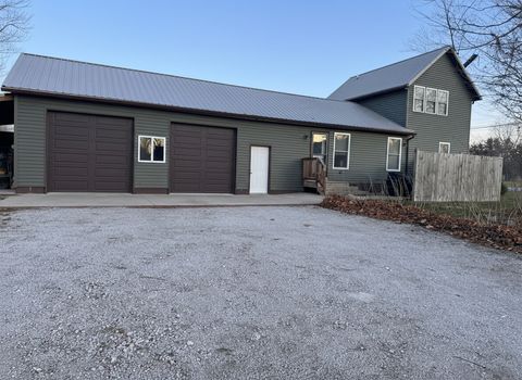 Tiny photo for 912 E Locust Street, Fairbury, IL 61739 (MLS # 12525042)