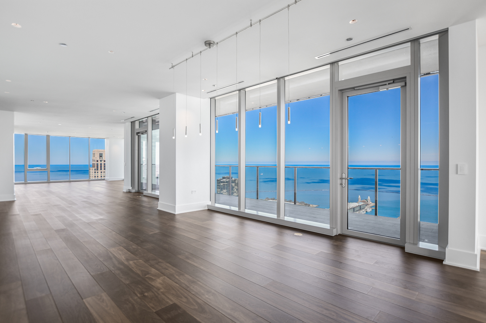 363 E Wacker Drive 6306