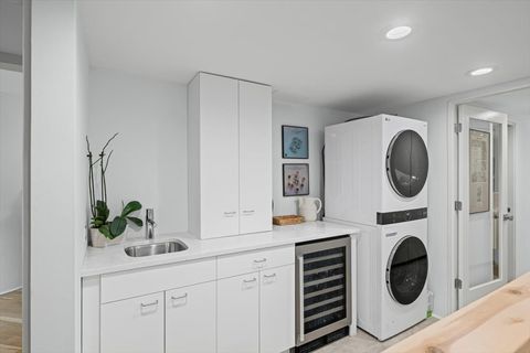 Tiny photo for 625 SHERIDAN Road, Highland Park, IL 60035 (MLS # 12492832)