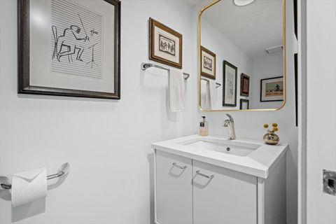 Tiny photo for 625 SHERIDAN Road, Highland Park, IL 60035 (MLS # 12492832)