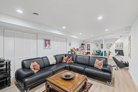 Tiny photo for 625 SHERIDAN Road, Highland Park, IL 60035 (MLS # 12492832)