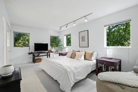 Tiny photo for 625 SHERIDAN Road, Highland Park, IL 60035 (MLS # 12492832)