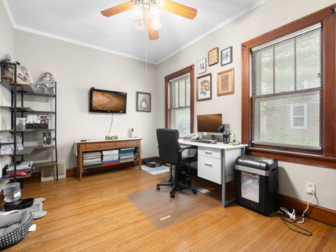 Tiny photo for 25 N Worth Avenue, Elgin, IL 60123 (MLS # 12623034)