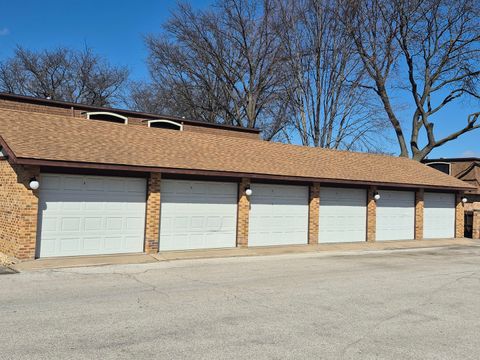 Tiny photo for 5715 Park Place #J2, Crestwood, IL 60418 (MLS # 12486905)