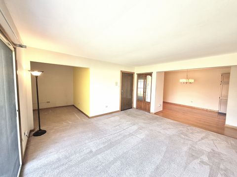 Tiny photo for 5715 Park Place #J2, Crestwood, IL 60418 (MLS # 12486905)