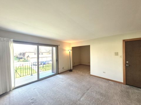 Tiny photo for 5715 Park Place #J2, Crestwood, IL 60418 (MLS # 12486905)