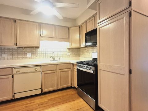 Tiny photo for 5715 Park Place #J2, Crestwood, IL 60418 (MLS # 12486905)