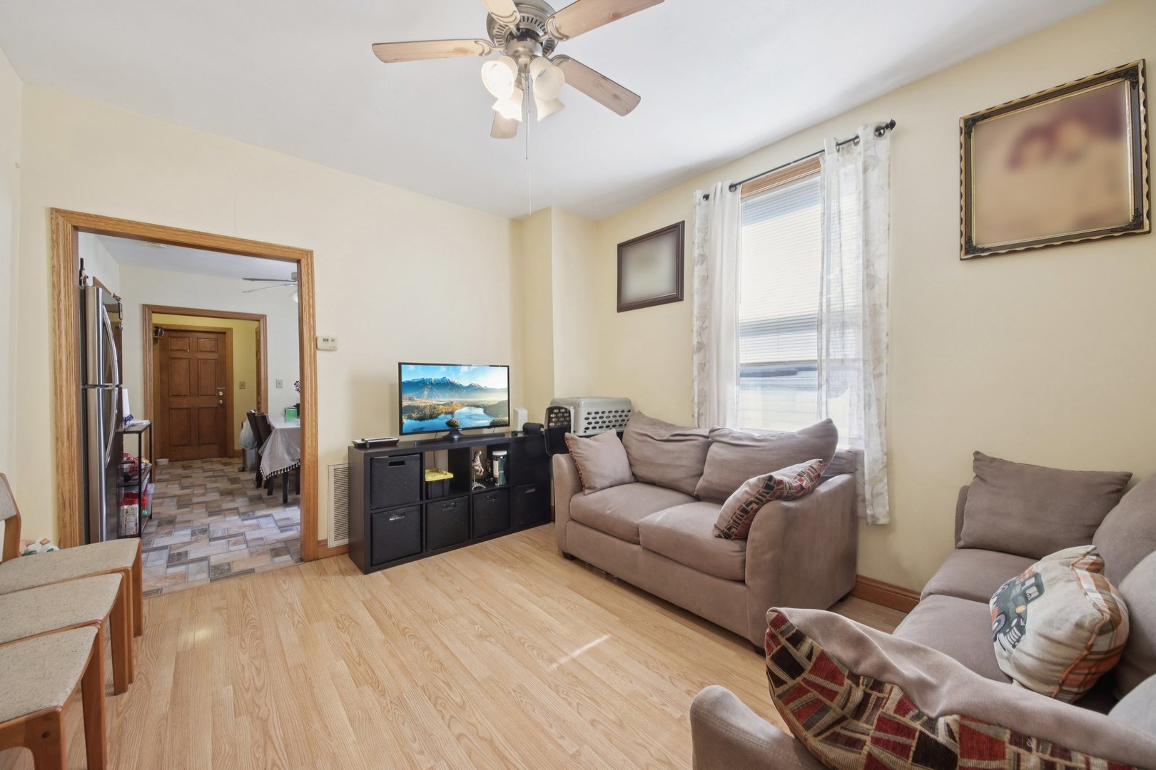 3123 S Hamlin Avenue