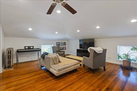 Tiny photo for 6910 S Euclid Avenue, Chicago, IL 60649 (MLS # 12653086)